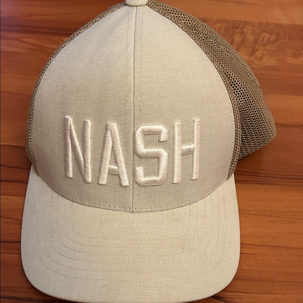 Nash Tan and Cream Mesh Cap